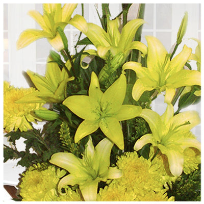 The Fresh Guldawari & Oriental Lilies Bouquet