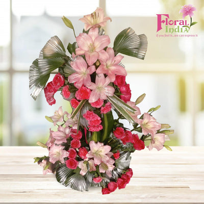 The Salmon Bouquet of Lilies & Roses